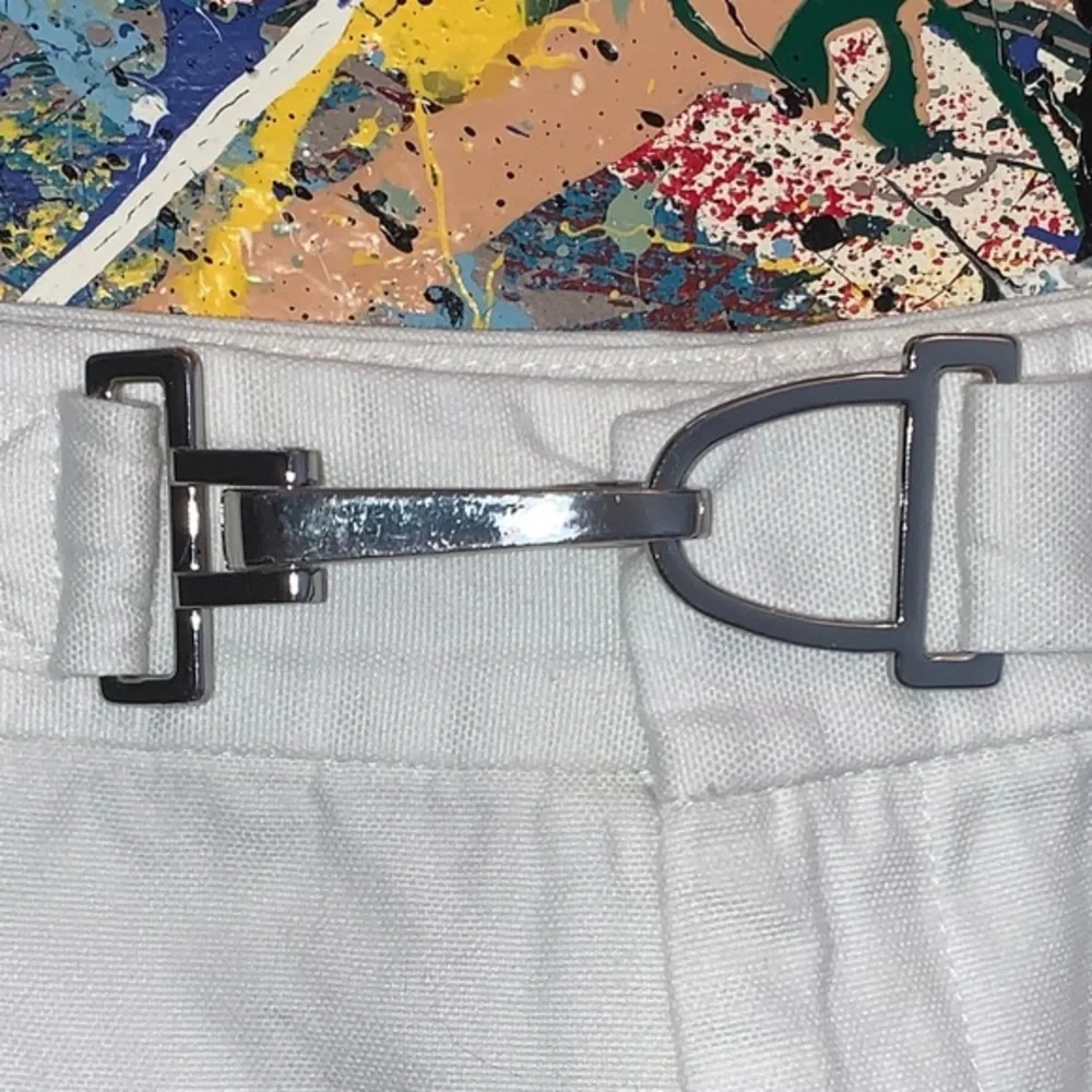 Lauren Ralph Lauren White Women's Casual Shorts with Silver Buckle